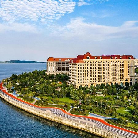 Crowne Plaza Qingdaoorientalmoviemetropolis By Ihg Hotell Exteriör bild