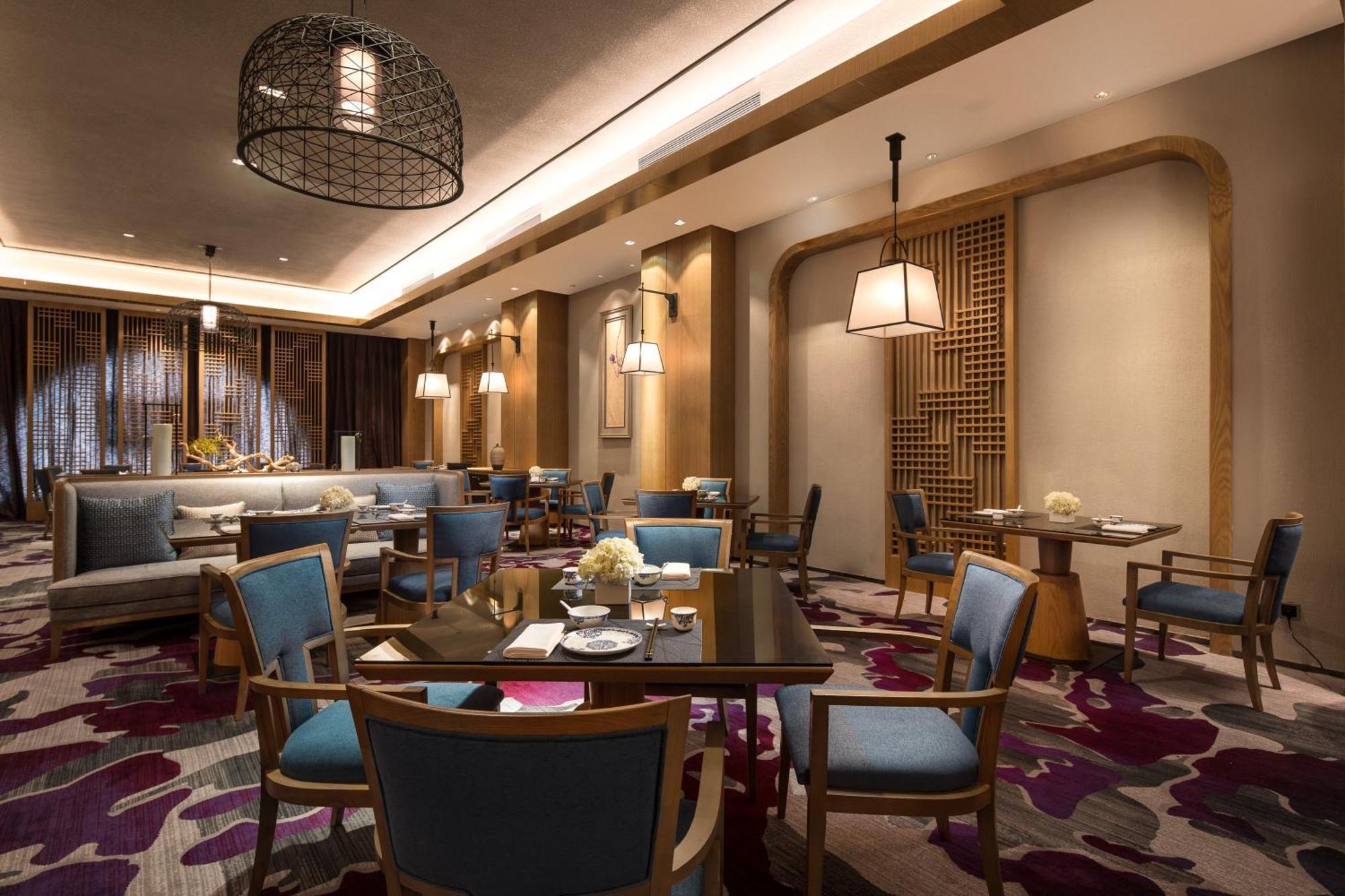 Crowne Plaza Qingdaoorientalmoviemetropolis By Ihg Hotell Exteriör bild