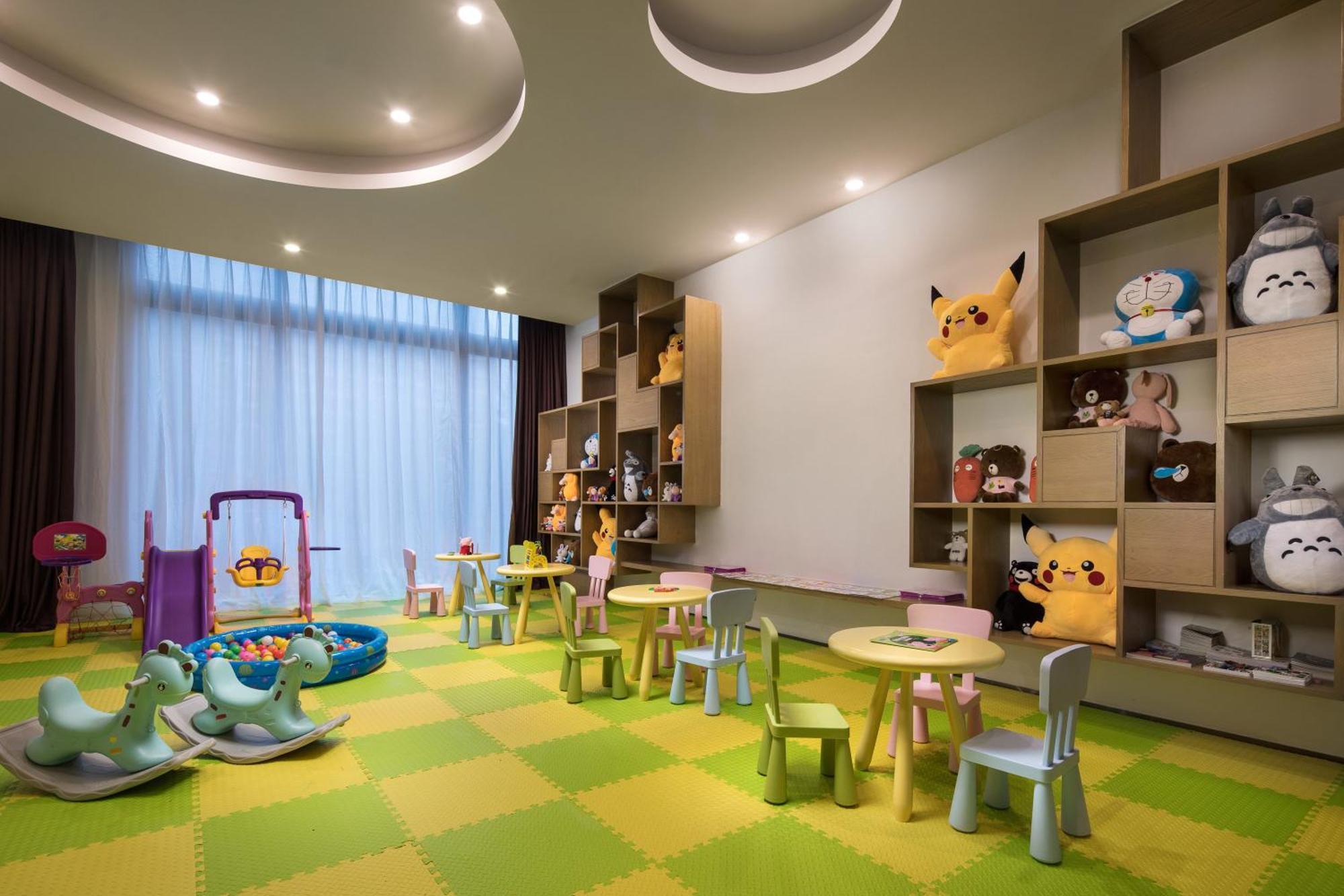Crowne Plaza Qingdaoorientalmoviemetropolis By Ihg Hotell Exteriör bild